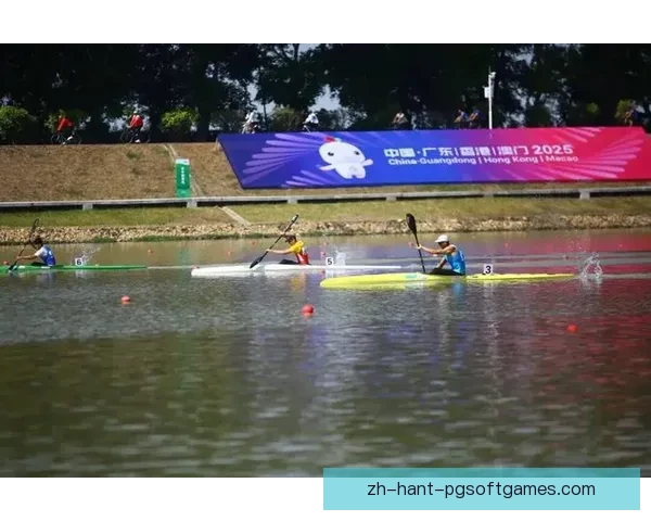 皮划艇冠军：波澜壮阔的水上征程